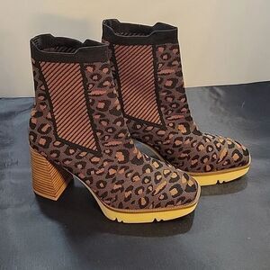 BRAND NEW MIIM BLOCK HEEL SQUARE TOE WOMEN"S BOOT